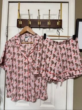 Pink Poodle Red Pump Heels Print Short Pajama Set Top: Large Shorts: Medium